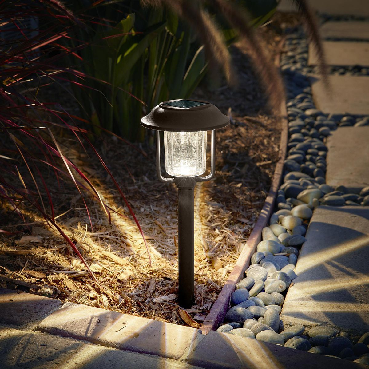 10 Lumen 13 in. Solar LED Pathway Light T7246
