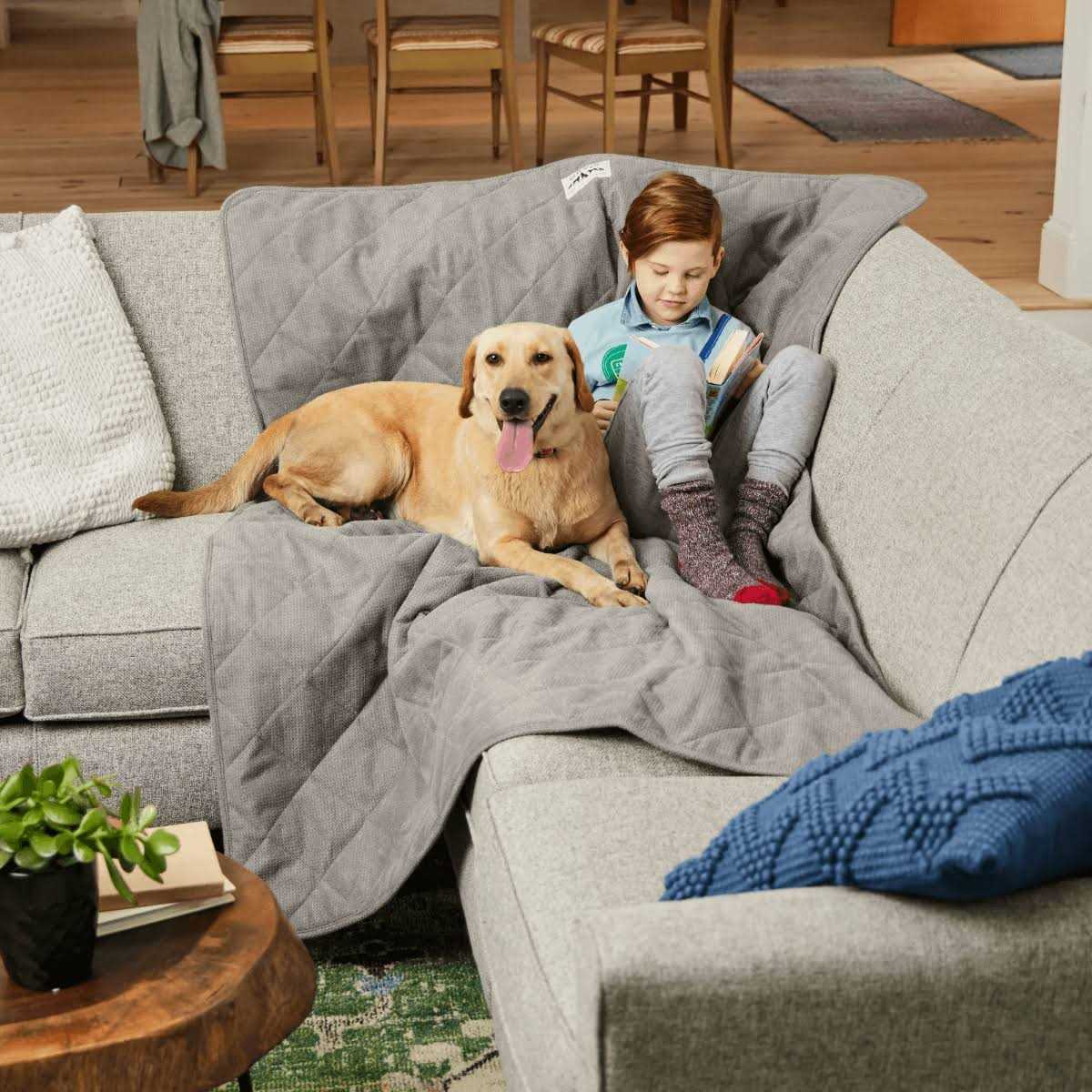 Quilted Throw R122260